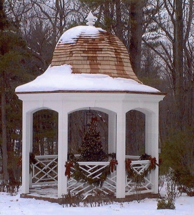 Gazebo, Colonial Williamsburg. Snow and seasonal decor may or may not be featured in the program. 